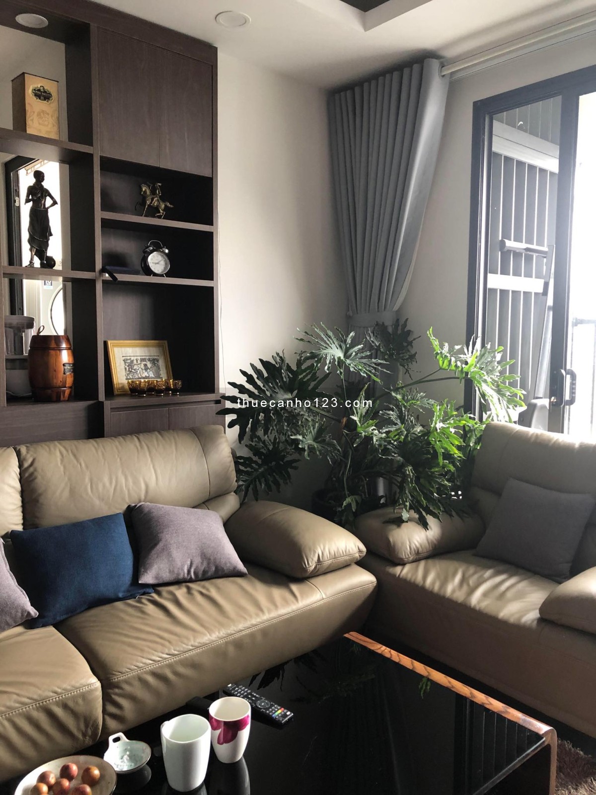 Cho thuê căn góc 3 pn tại chung cư Imperia Sky Garden, Minh Khai, full nội thất, giá 20tr, dt 100m2
