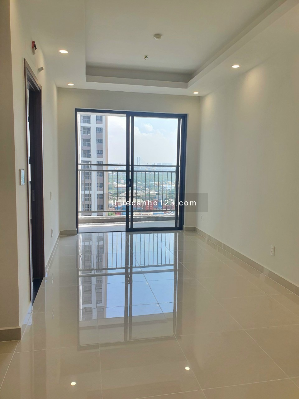 Cho thuê căn hộ Q7 Riverside, Đào Trí,Quận 7 giá rẻ từ 8,5 triệu/ tháng