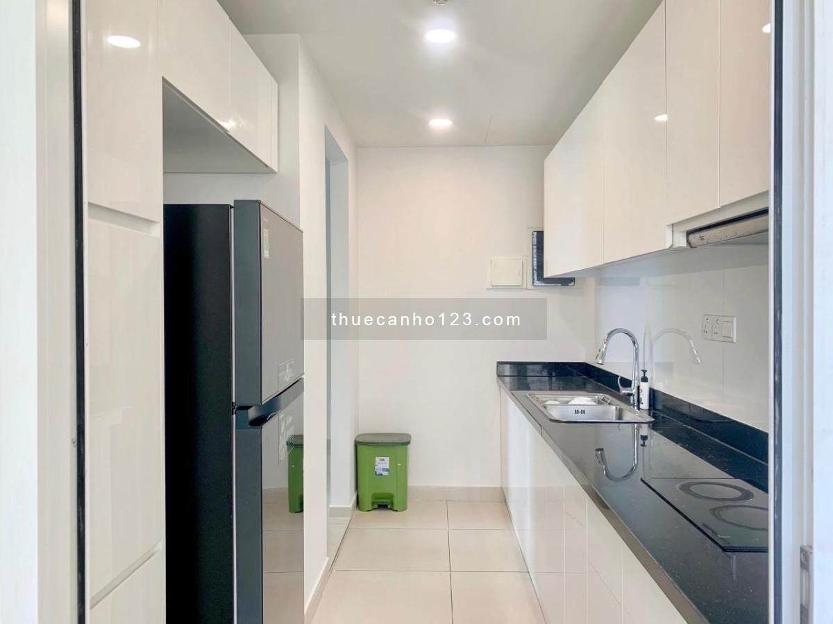 Nhà trống 2 pn cần cho thuê nhanh tại Vista Verde, giá 17tr. Lh em Tâm: 0902.0506.43