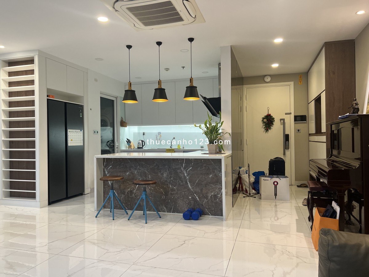 Căn hộ Duplex 4 phòng ngủ Sang Trọng, VISTA VERDE, Giá 2500$