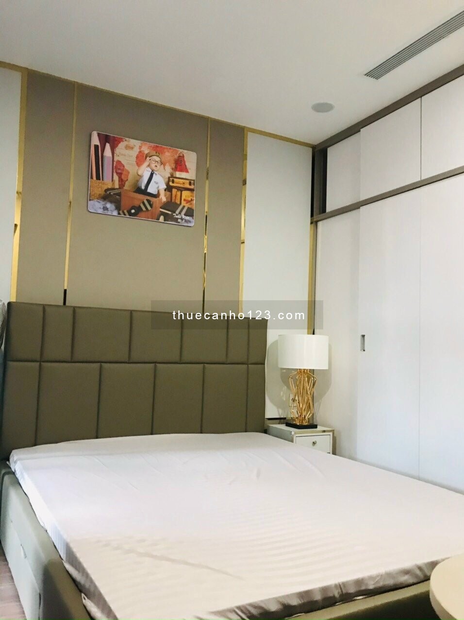 Cho thuê căn hộ tại Sunshine City SG, liền kề Phú Mỹ Hưng 2PN/2WC Full nội thất giá 18tr/tháng