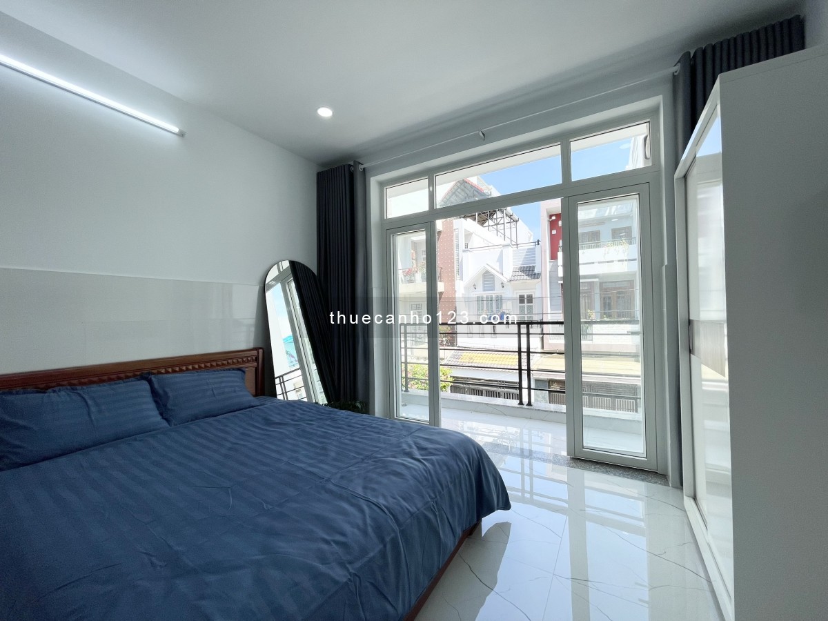 Căn hộ studio 1 pn có bancon, cửa sổ to, full nội thất ngay Vincom, Lotte quận 7, giá 7tr, dt 40m2