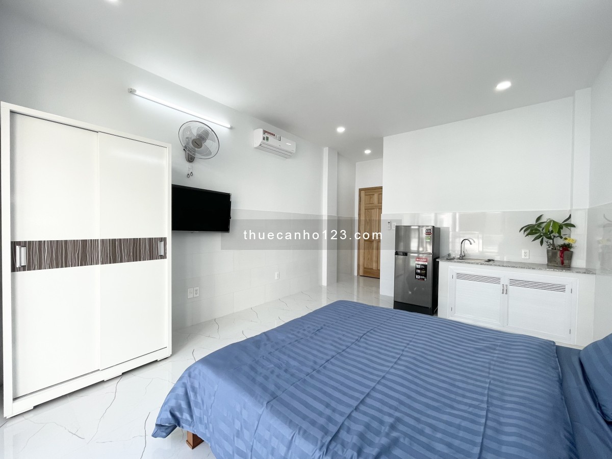 Căn hộ studio 1 pn có bancon, cửa sổ to, full nội thất ngay Vincom, Lotte quận 7, giá 7tr, dt 40m2