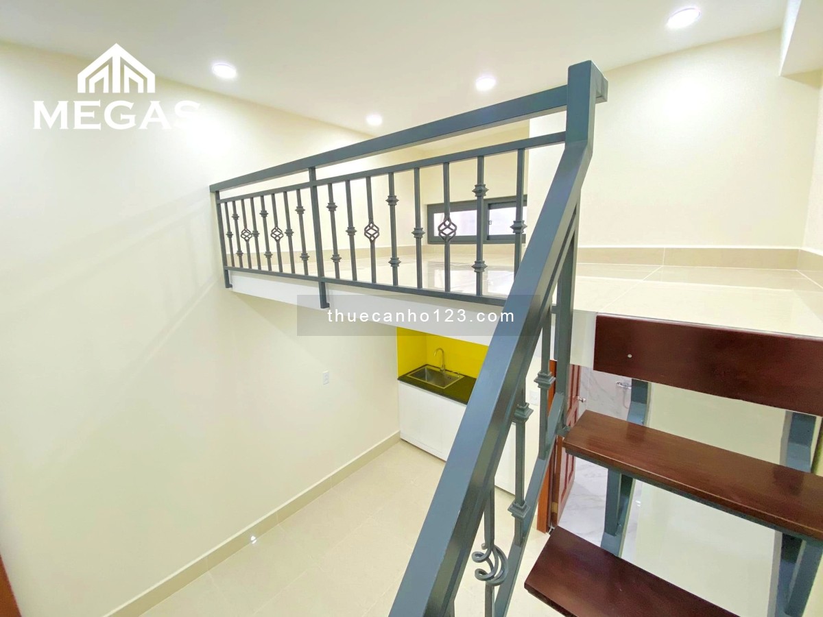 Căn hộ Duplex full nội thất nằm ngay mặt tiền đường Lâm Văn Bền, rộng 40m2, giá 6 triệu