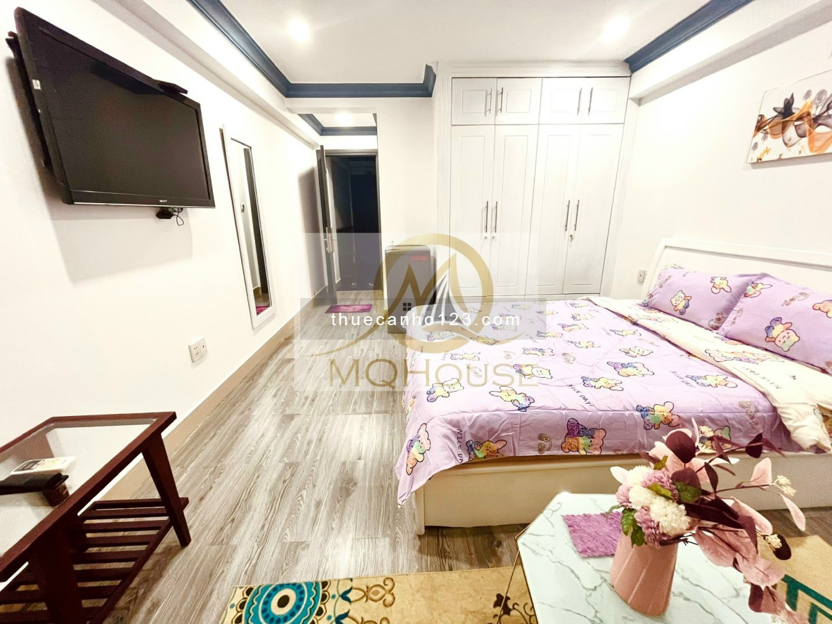 Căn hộ ngay mặt tiền Quận 1, dạng Studio 40m2, có ban công lớn, giá 7 triệu