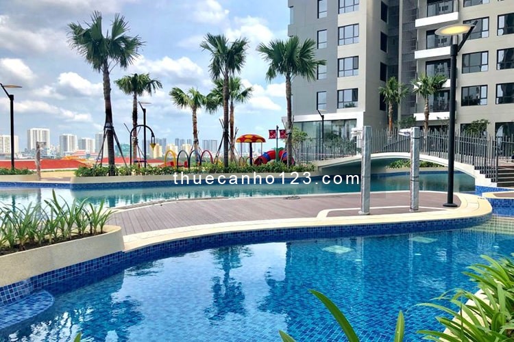 Cho thuê căn hộ Penthouse cao cấp tại Riviera Point 4 pn - 300m2 - giá 4000$/tháng.