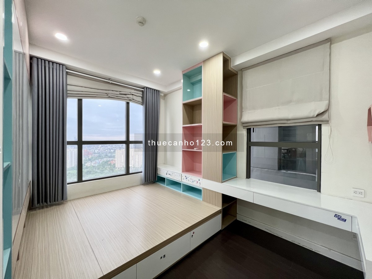 Cho thuê 3 phòng ngủ, dt 96m3, giá chỉ 20tr The Sun Avenue - Q2