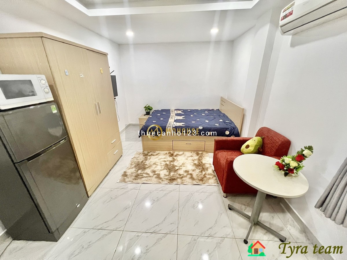 Căn hộ studio rộng 35m2, full nội thất, quận Phú Nhuận