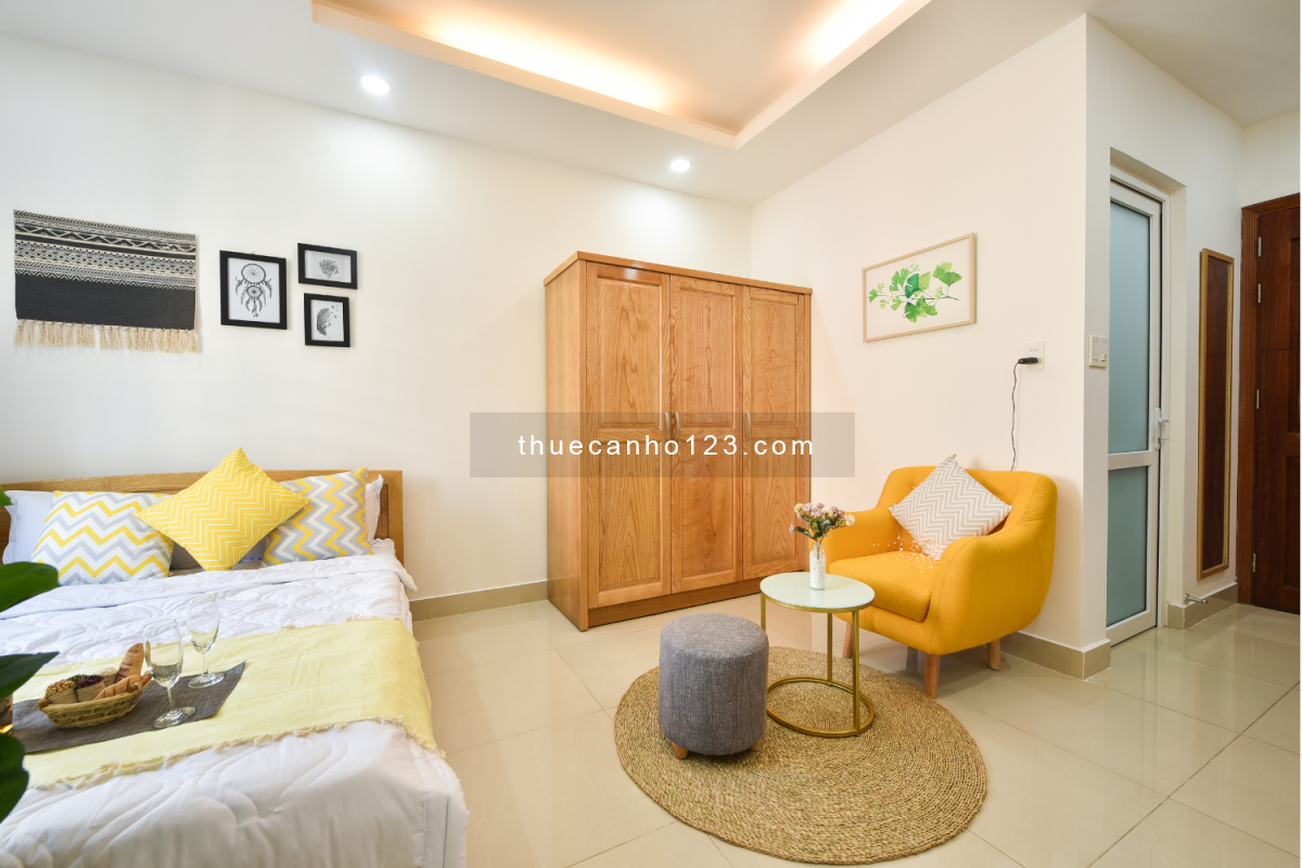 Căn hộ studio 35m2, full nội thất gần phố Tây Bùi Viện