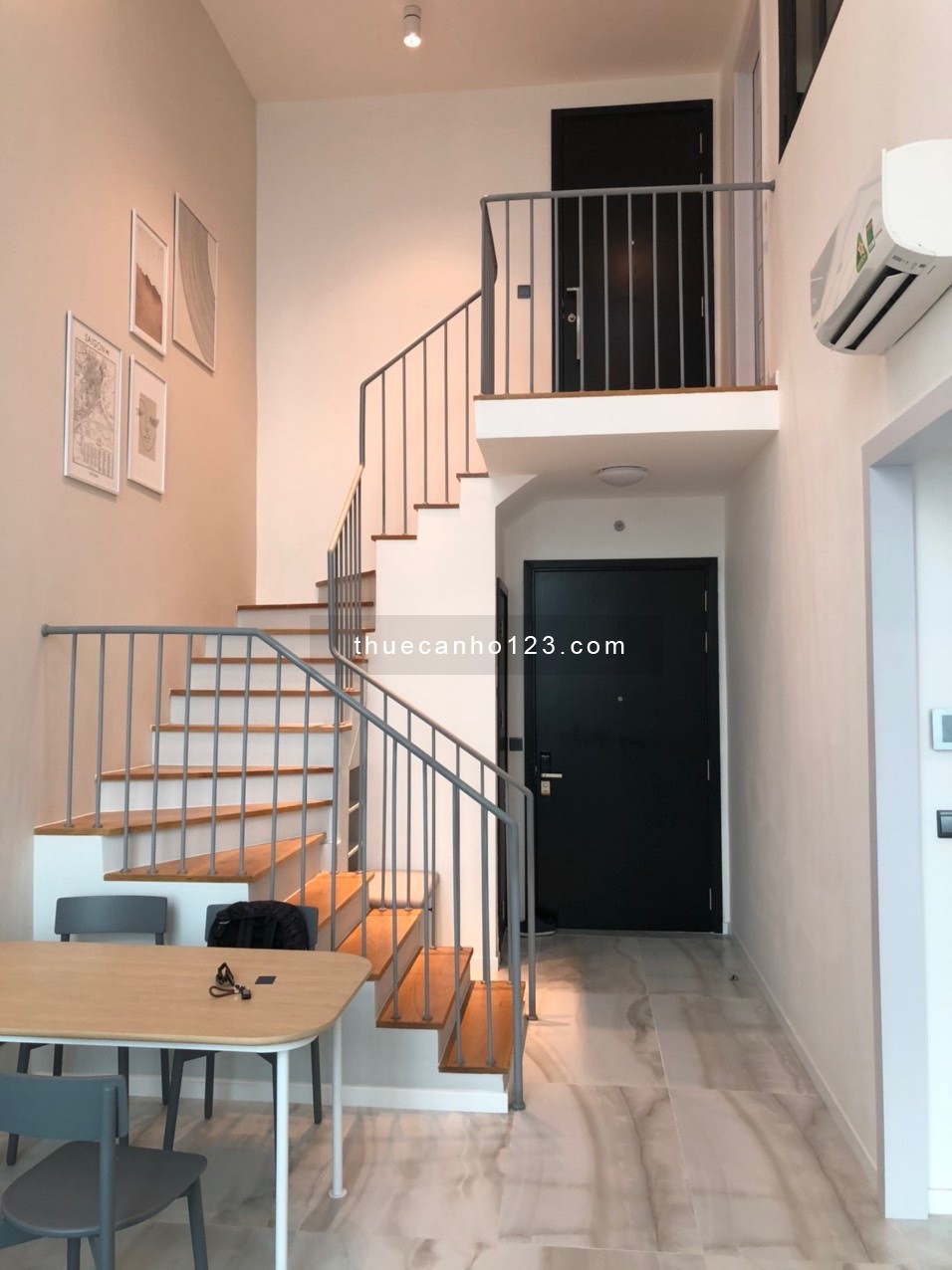 Cho thuê căn Duplex 2PN Feliz full nội thất hiện đại với tông màu pastel đơn giản, tinh tế