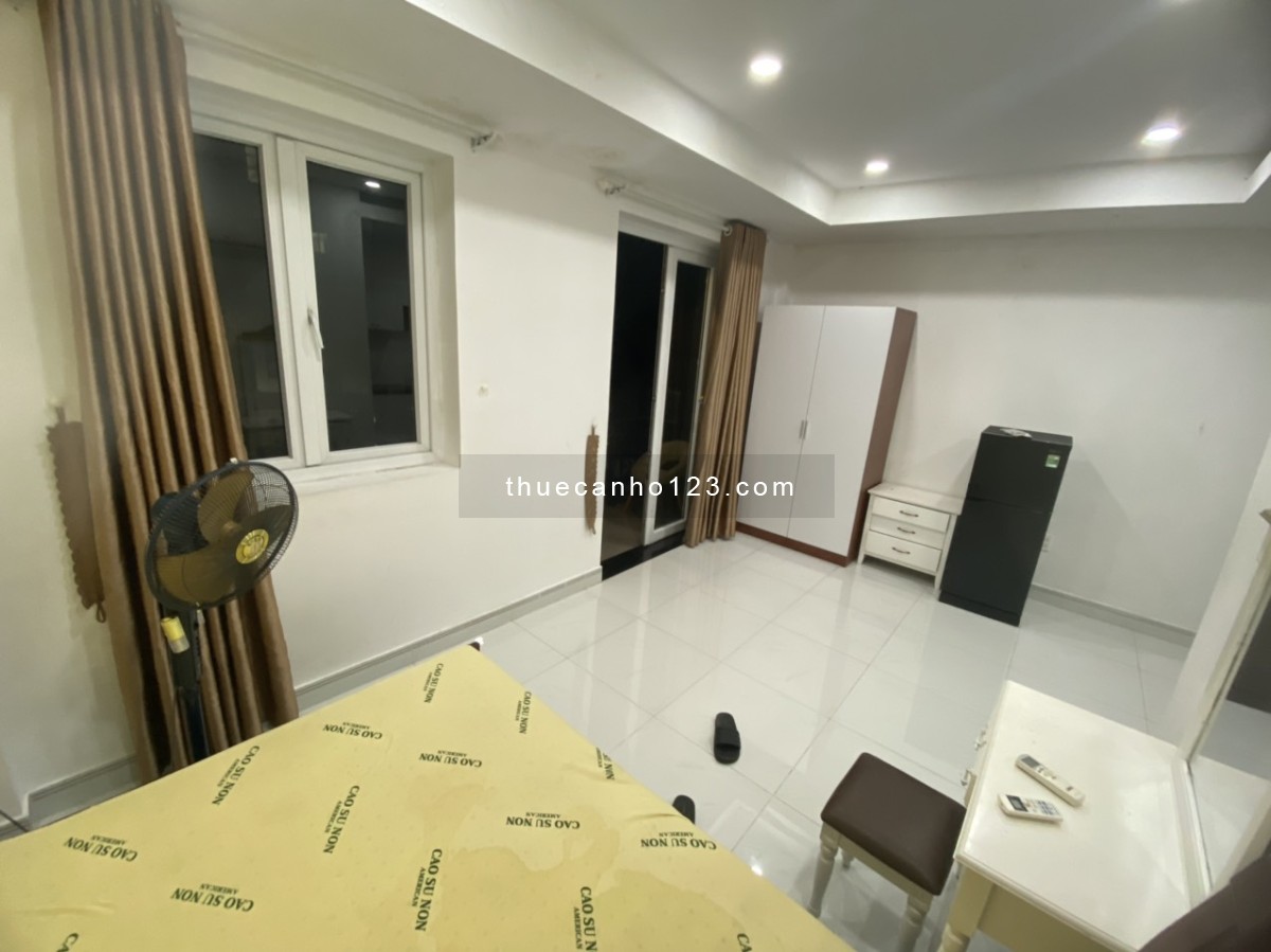 Studio - Full nội thất tại đường Nguyễn Trãi, Q1