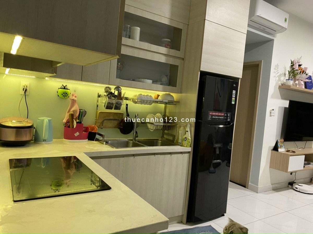 Cho thuê căn hộ Safira Khang Điền, 68m2 2 pn- 2 wc, có ban công, nội thất cao cấp, giá chỉ 10tr5/th