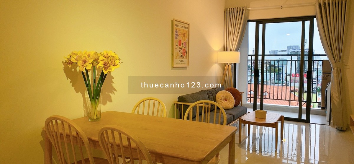 Cho thuê căn hộ Oriental Plaza 90m2, 3PN, 2WC, Full NT.Giá Thật: 13 tr