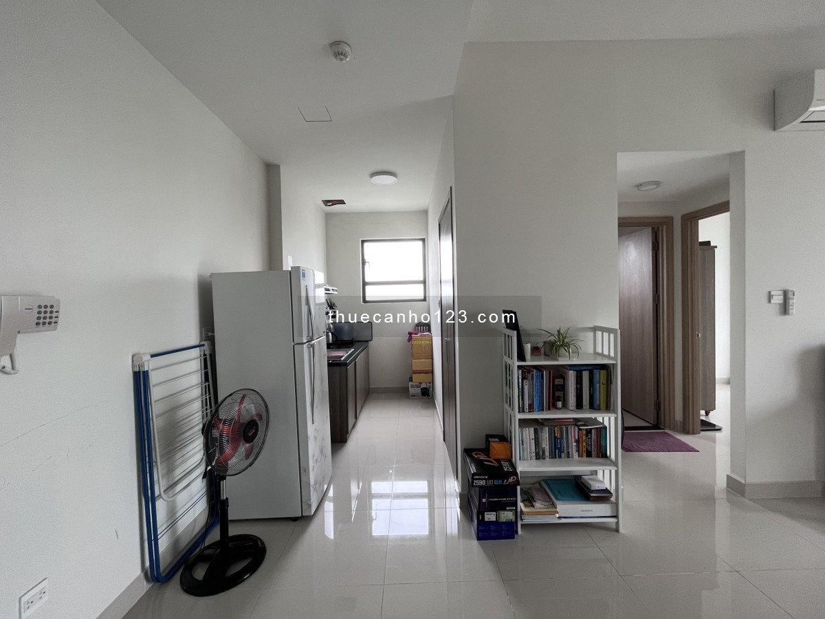 Cực hiếm căn hộ 1 phòng ngủ 51m2, tại The Sun Avenue, nội thất cơ bản, giá thuê 11 triệu