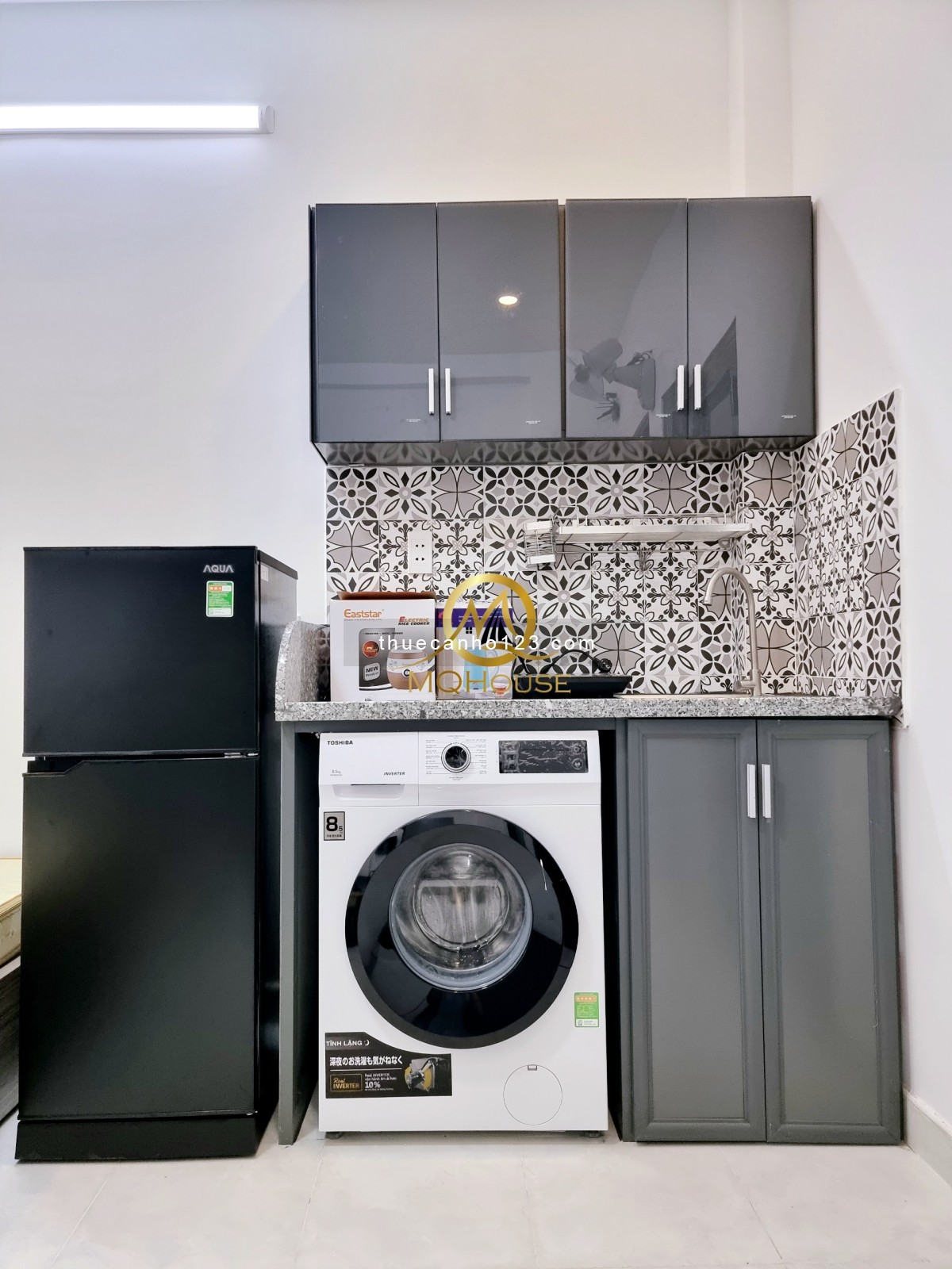 CHCC cửa sổ view đẹp y hình - Máy giặt riêng - Giá 7tr/tháng