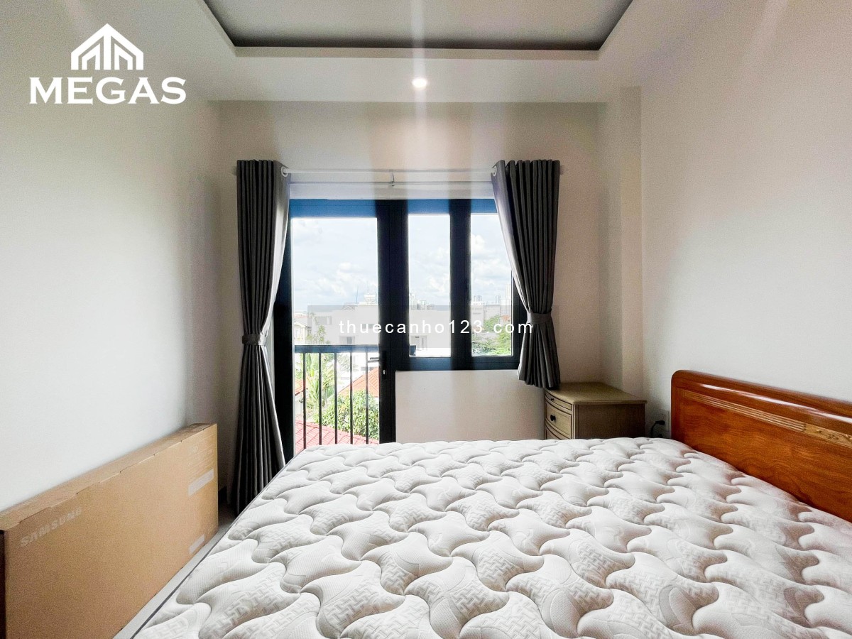 Cho thuê căn hộ 2 phòng ngủ mới xây có ban công và máy giặt riêng ngay Cầu Sài Gòn