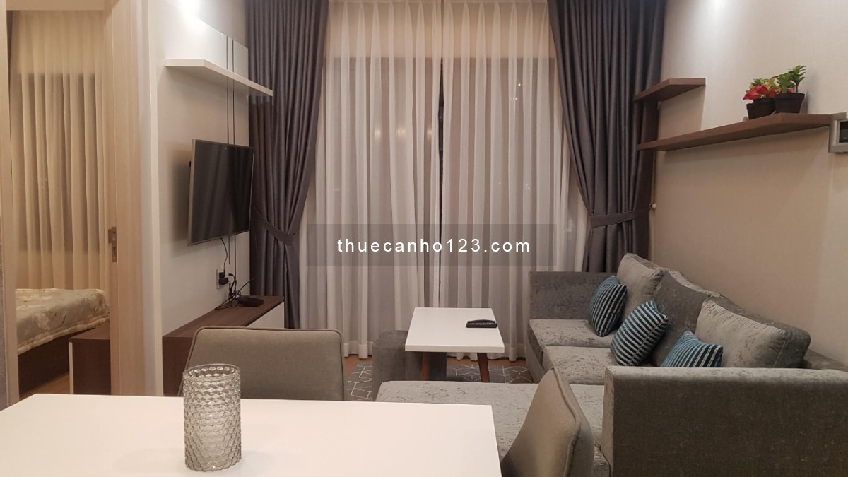 Căn hộ 2 phòng ngủ với nội thất cao cấp, sang trọng, view sông, Tại New city, giá thuê 17 triệu