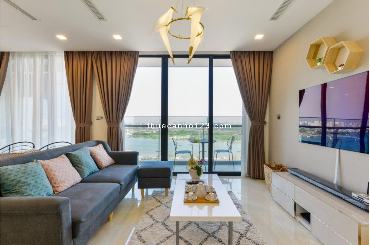 Căn hộ View sông vòng cung cao cấp 3PN dt 120m2 NT xịn Vinhomes Golden River Quận 1