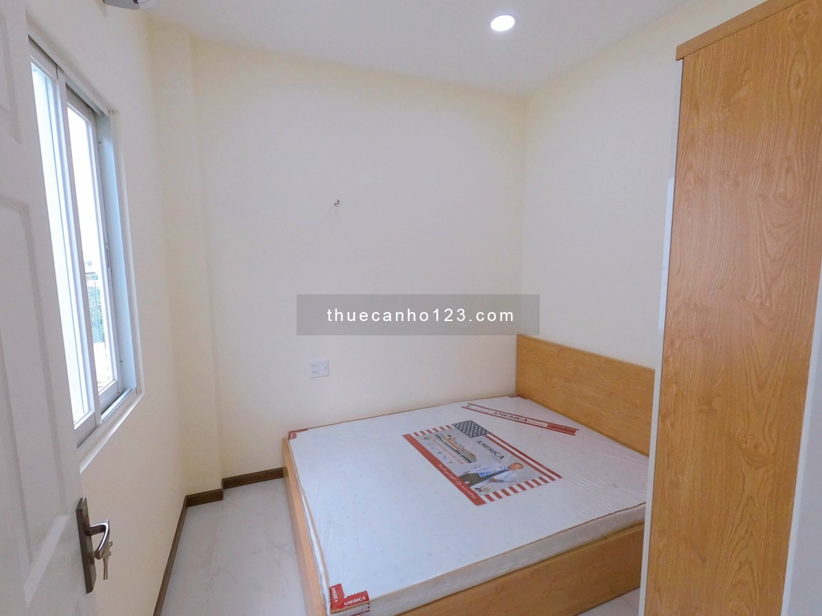 Cho thuê căn hộ 2PN Tân Phú siêu rộng 70m2, có nội thất, máy giặt riêng