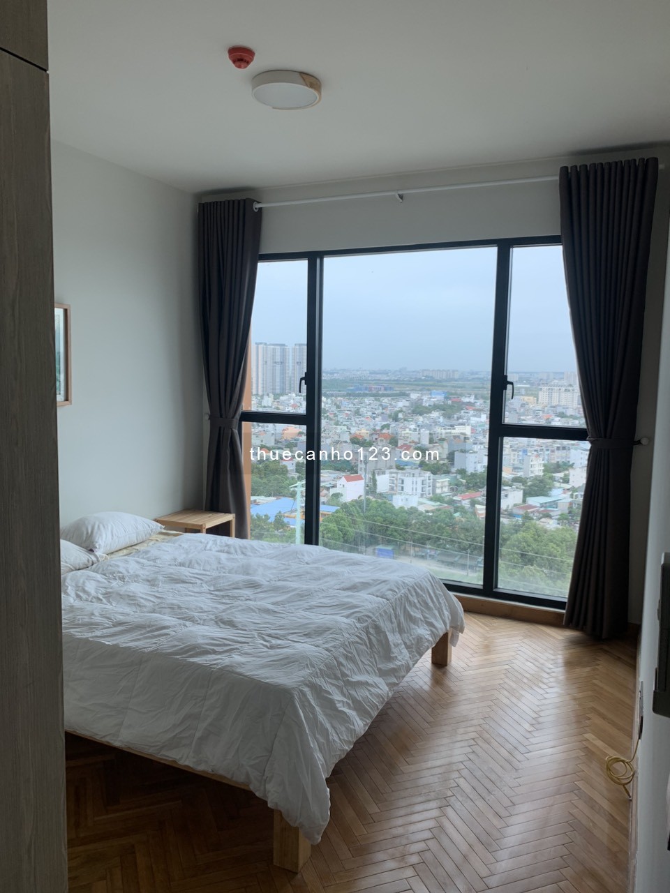 Giá siêu hời căn hộ 2 phòng ngủ Feliz En Vista, 85m2, nội thất đầy đủ, giá 18 triệu