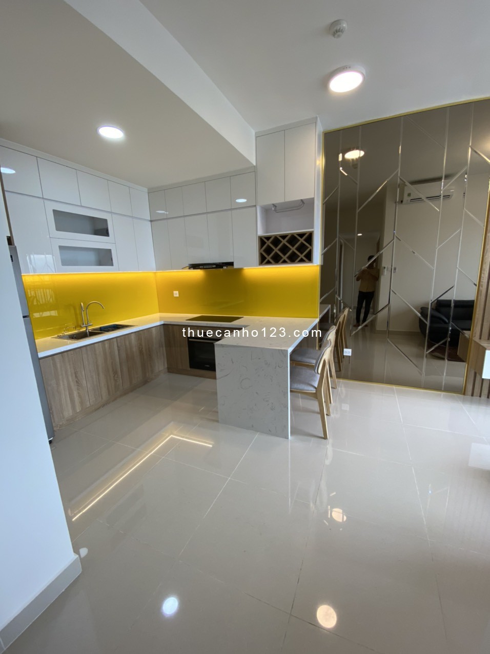 cho thuê căn hộ chung cư Q2, 2pn, full, 17tr, The Sun Avenue