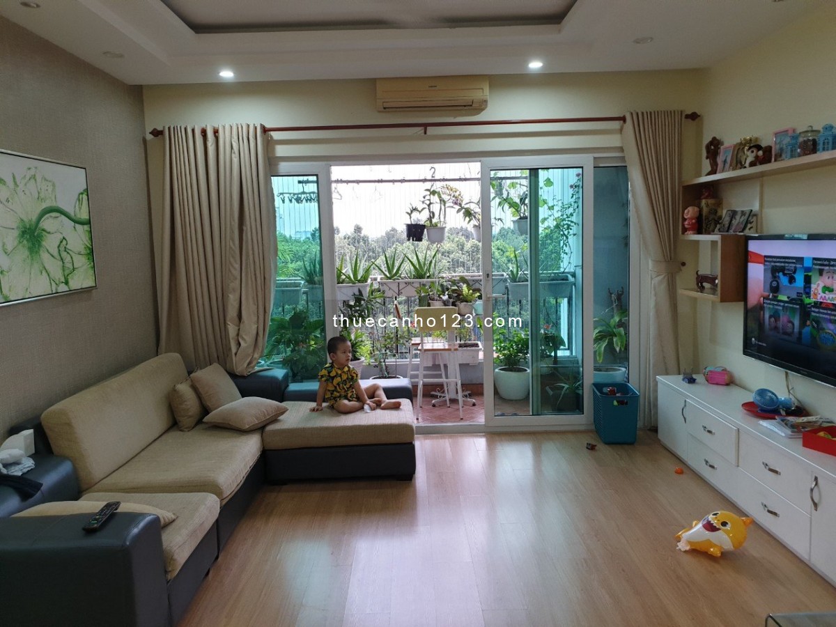 Cho thuê căn hộ cao ốc Phú Nhuận - 2Pn giá 17tr, có ô đậu xe hơi - 0908879243 Tuấn