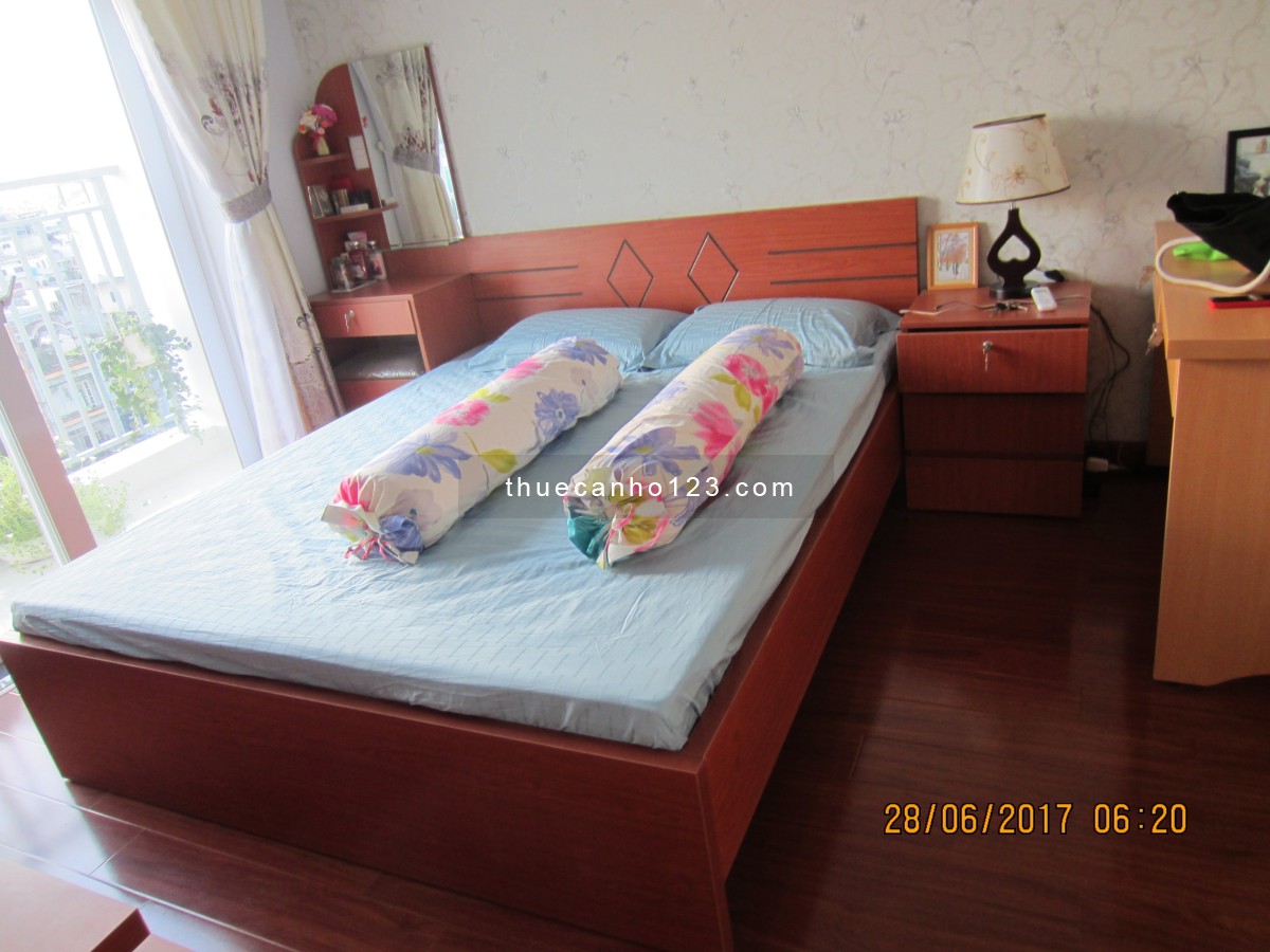 Cho thuê căn hộ mặt tiền Oriental plaza 90m2 2pn 2wc full nội thất chốt liền 13,5tr/tháng