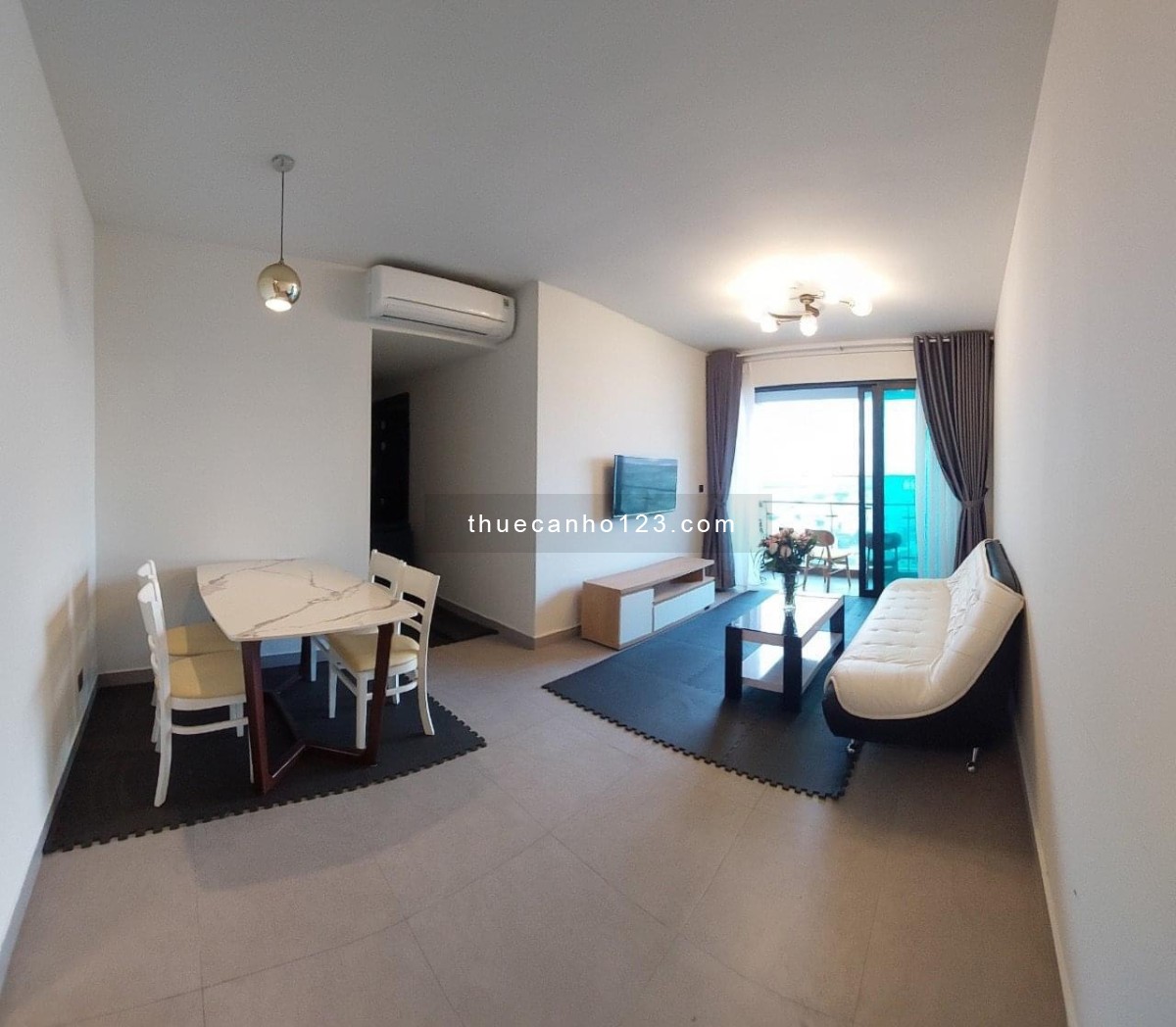 Căn hộ 2 phòng ngủ_85m2, tại FELIZ EN VISTA, nội thất đầy đủ, sang trọng, giá thuê 19 triệu