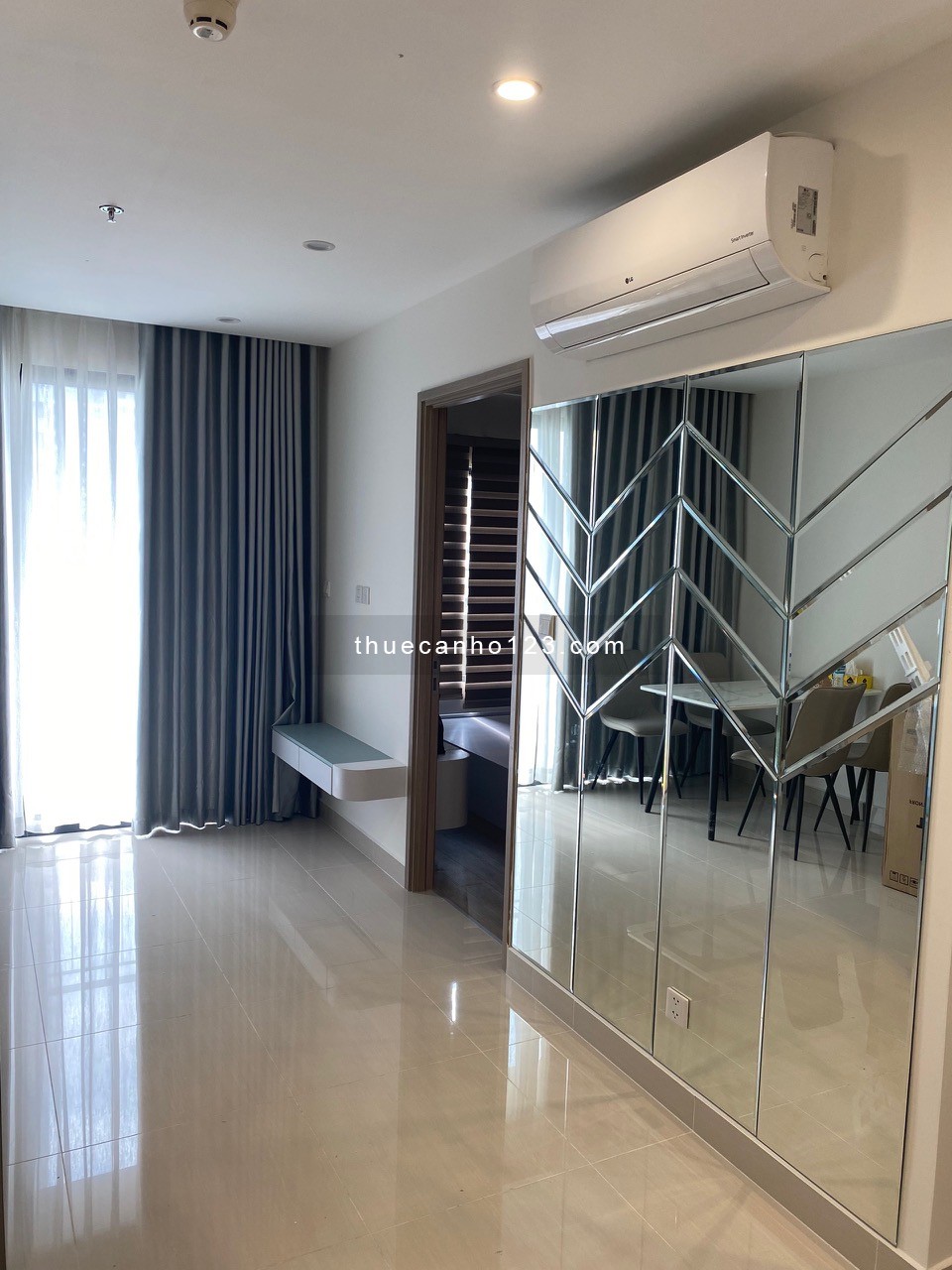 Vinhomes Grand Park Origami 60m2 2PN/2WC nội thất mới (English available)