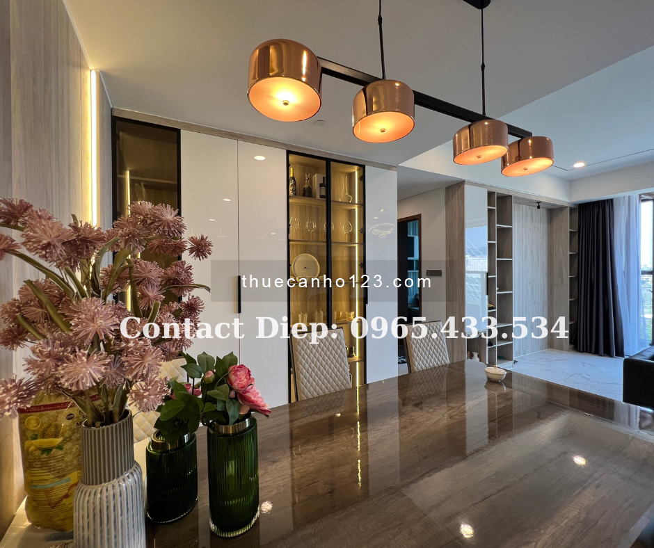 Độc quyền cho thuê 3 phòng ngủ - 2WC chung cư cao cấp Metropole 2400 USD