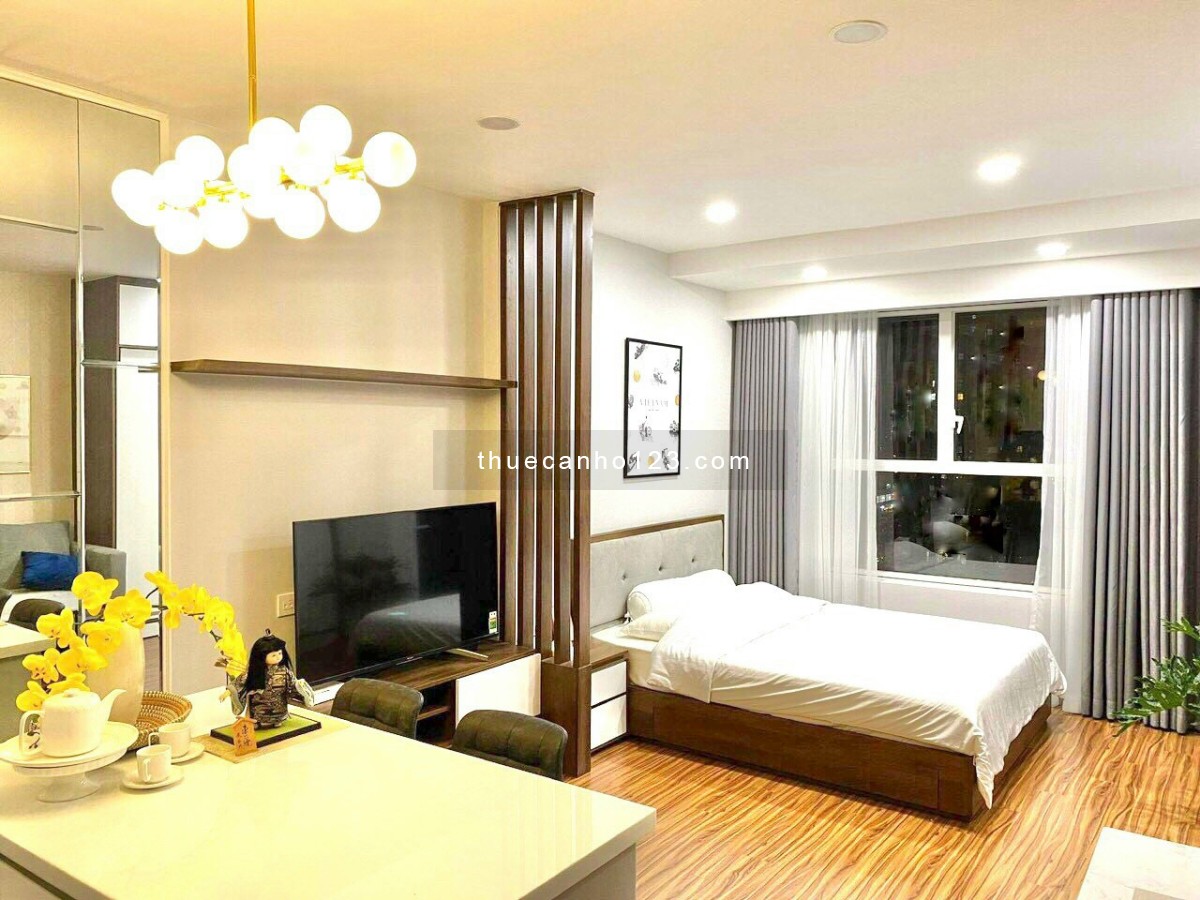 Cho thuê căn hộ Studio, Sunrise City View Q7, giá 11 triệu bao phí quản lý, nhà rất đẹp