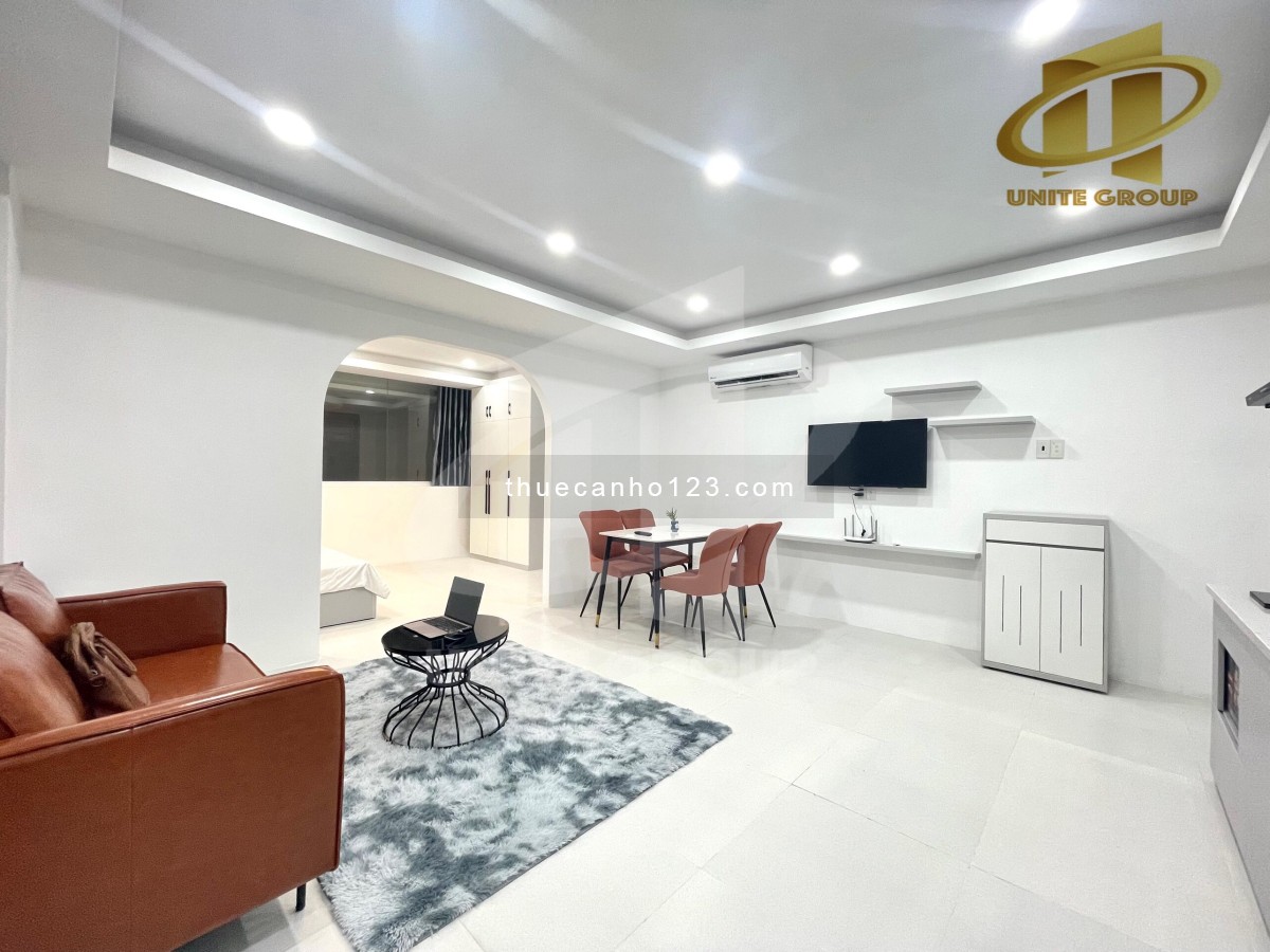 Cho thuê căn hộ 40m2, nội thất mới gần KCX Tân Thuận, Free dọn phòng.
