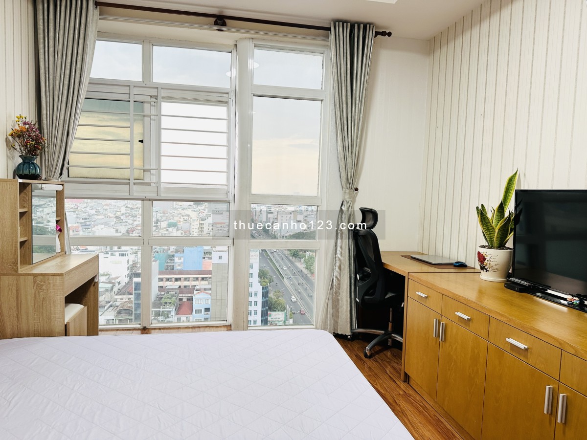 Cho thuê căn hộ chung cư GARDEN GATE 78m2, 2PN, 2WC, Full NT, View Triệu Đô. Giá Thật: 18 tr/th
