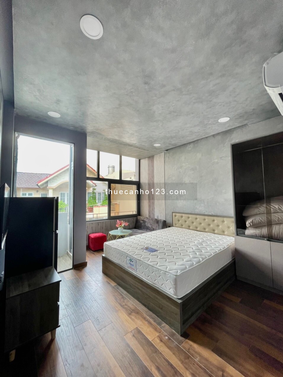 _STUDIO 35m2 BAN CÔNG RỘNG FULL NỘI THẤT_