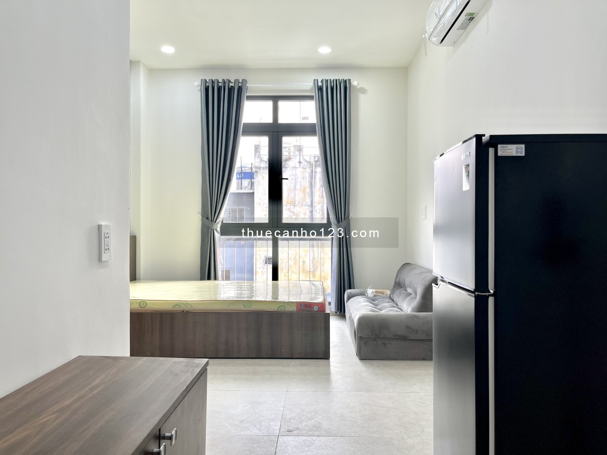 Cho thuê căn hộ cửa sổ lớn thoáng mát- máy giặt riêng full nội thất Quận Tân Bình