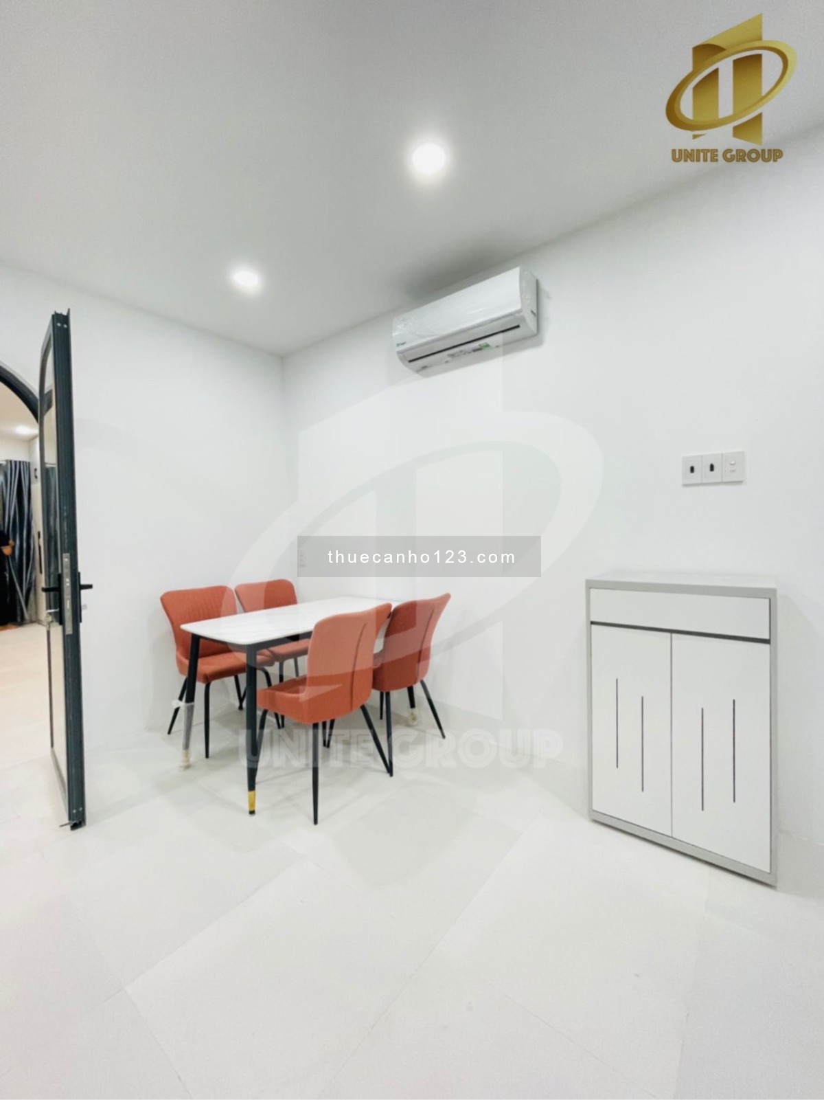 Cho thuê căn hộ dạng 1 pn có balcon, máy giặt riêng gần KCX Tân Thuận