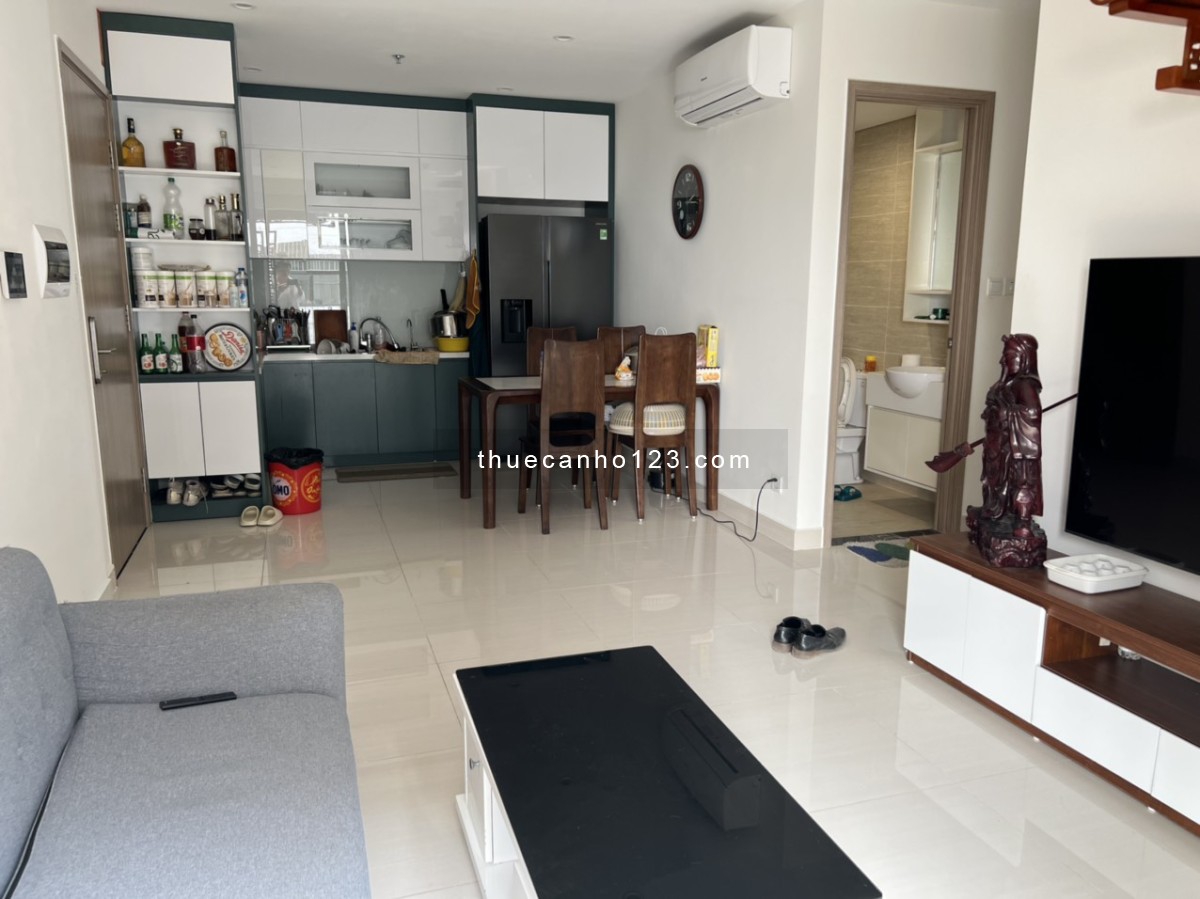 Cho thuê 3PN, 2WC Full đồ, DT 75m2 Vinhomes Smart City