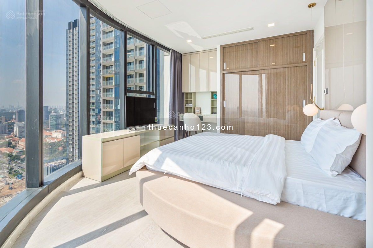 Cho thuê căn hộ 3PN Vinhomes Ba Son 126m2 nội thất sang trọng view thoáng giá rẻ nhất