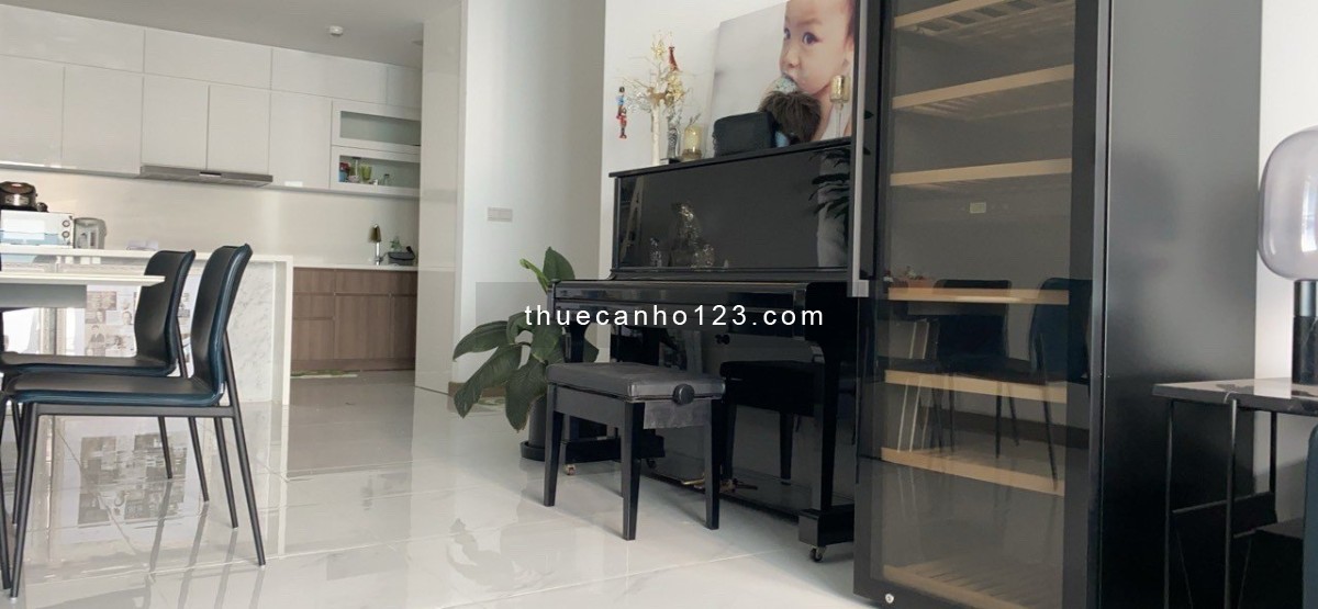 Thuê Sunwah Pearl 3 phòng ngủ - đủ nội thất đẹp – 125m2 view sông với 58 triệu