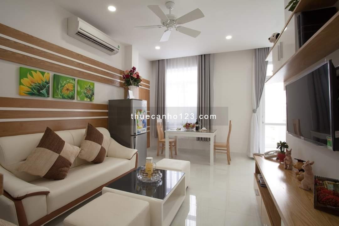 Căn hộ 2 phòng ngủ full nội thất cao cấp đường Vườn Lài