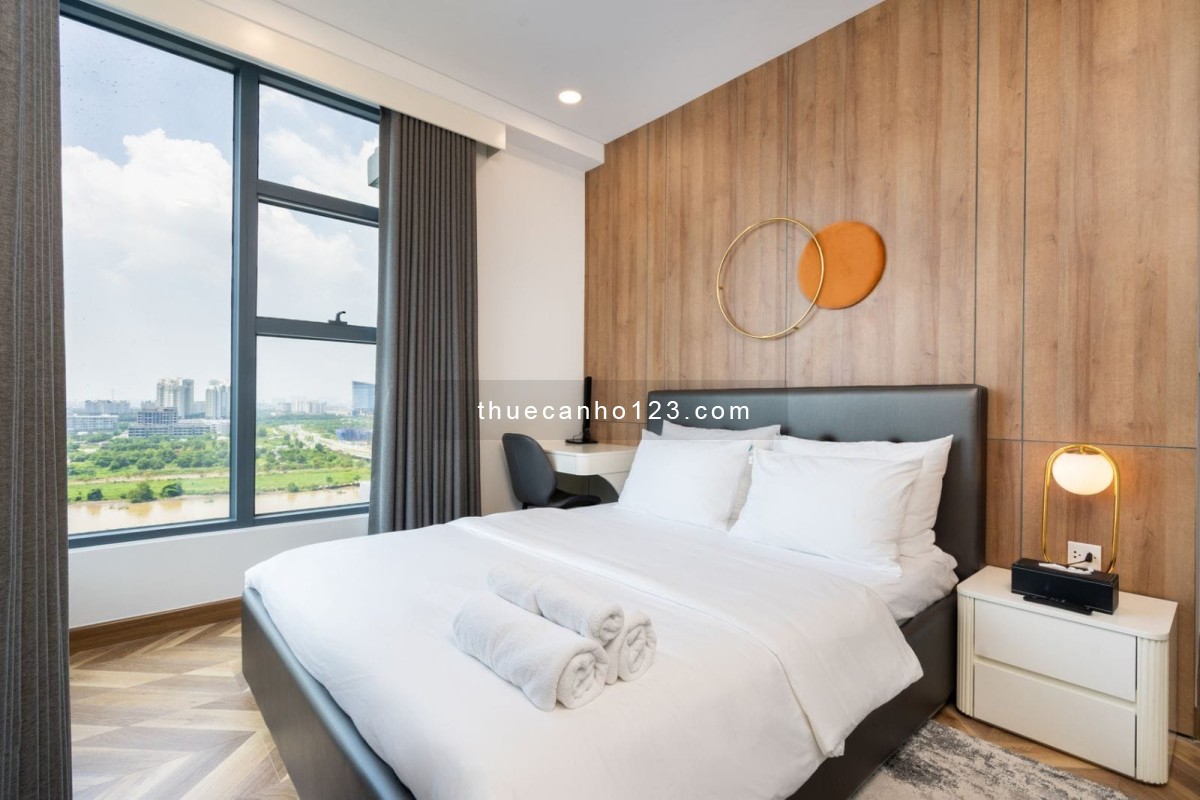 Căn hộ 3 phòng ngủ_130m2, tại SUNWAH PEARL, nội thất Sang trọng-Đẳng cấp, giá 2500$/tháng