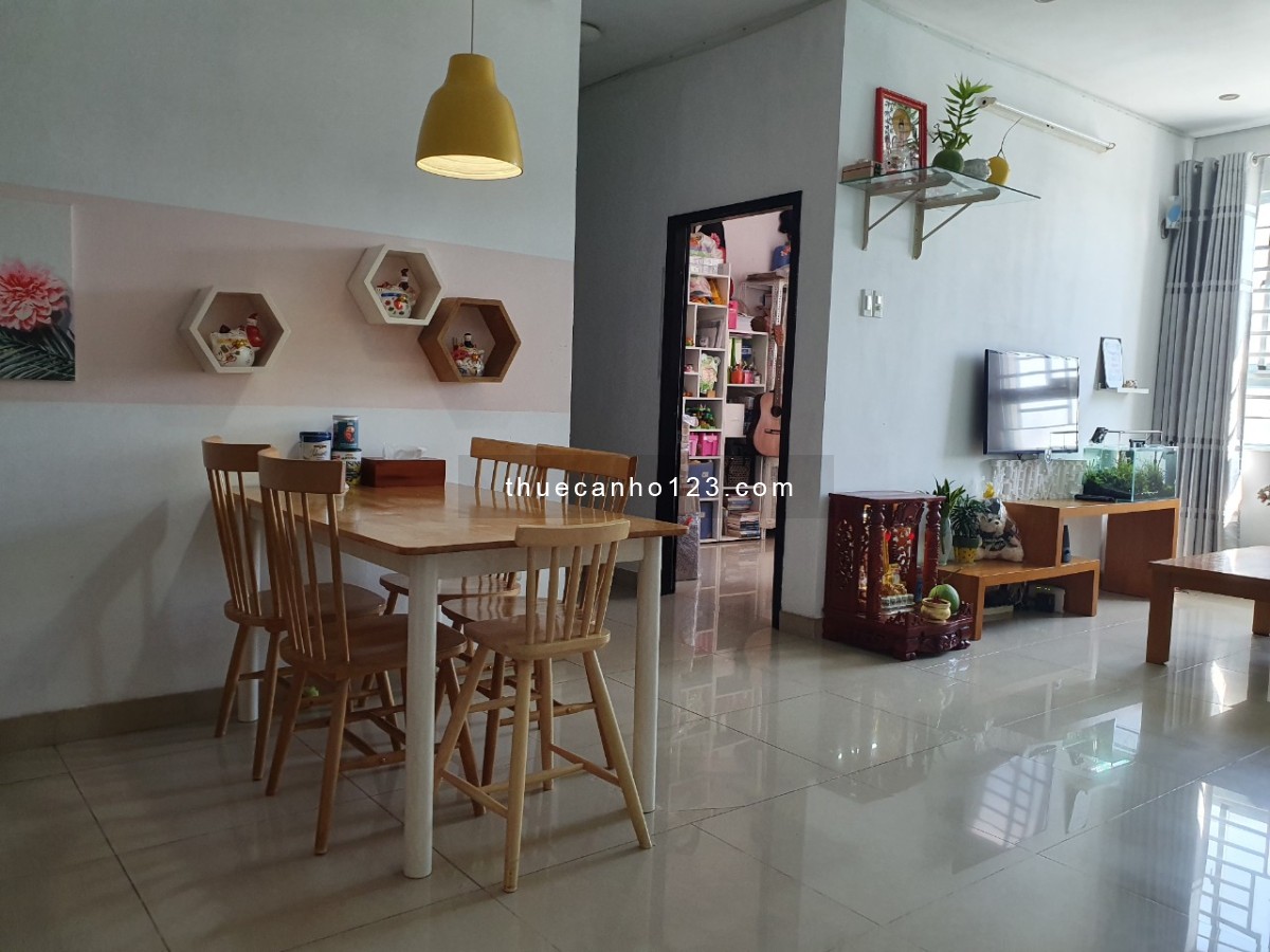 Cho thuê căn hộ Khang Gia Tân Hương 2pn 2wc, giá 7tr/tháng, ở liền