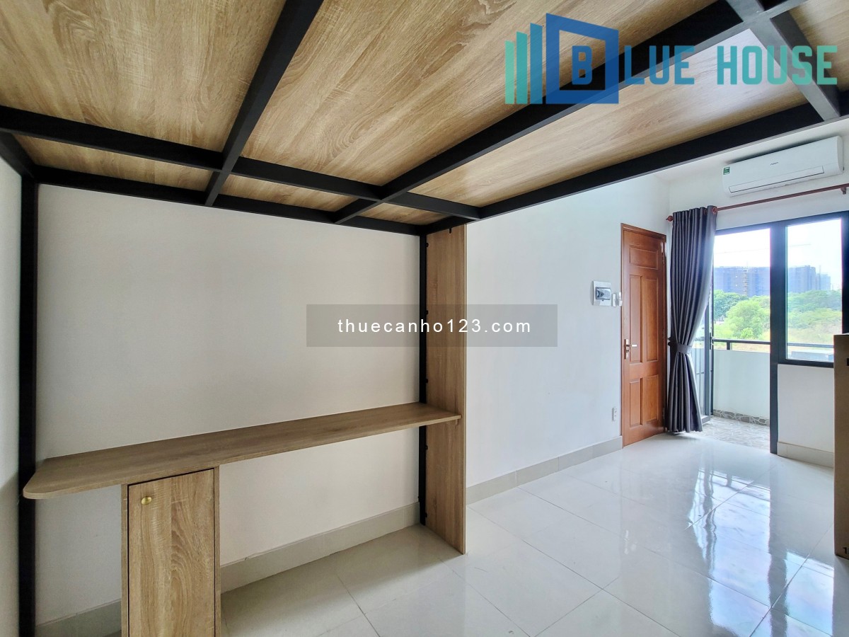 Ban công trước_Duplex_MỚI_Nội thất cơ bản_Ngay Aeon Tân Phú