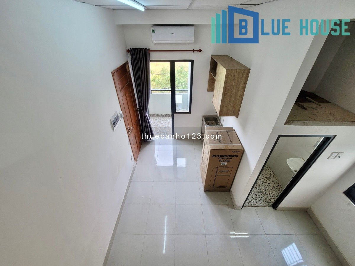 Ban công trước_Duplex_MỚI_Nội thất cơ bản_Ngay Aeon Tân Phú