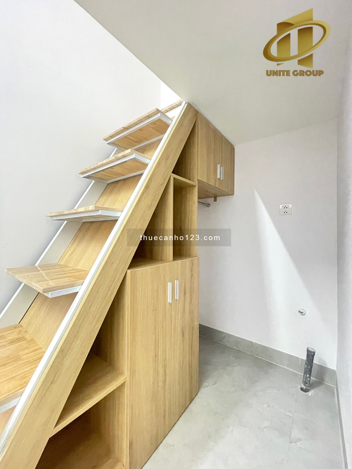 DUPLEX HIỆN ĐẠI GẦN UFM TRÊN ĐƯỜNG LÂM VĂN BỀN QUẬN 7