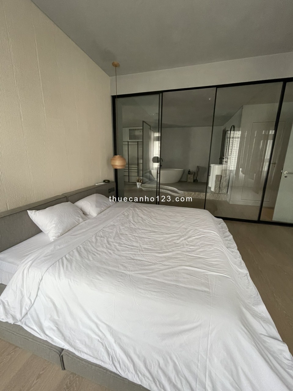 Saigon Pearl chuẩn Resort cho thuê 225m2 Full nội thất LH 0909806586