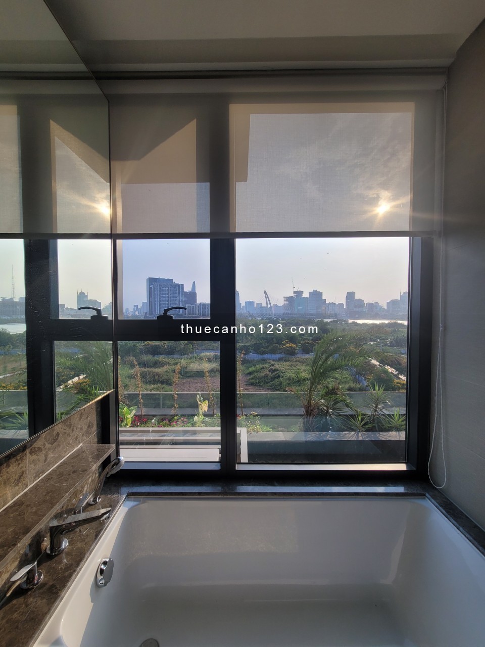 The River: 4PN FULL NT - view các biểu tượng SG - Gía thương lượng cho khách thiện chí