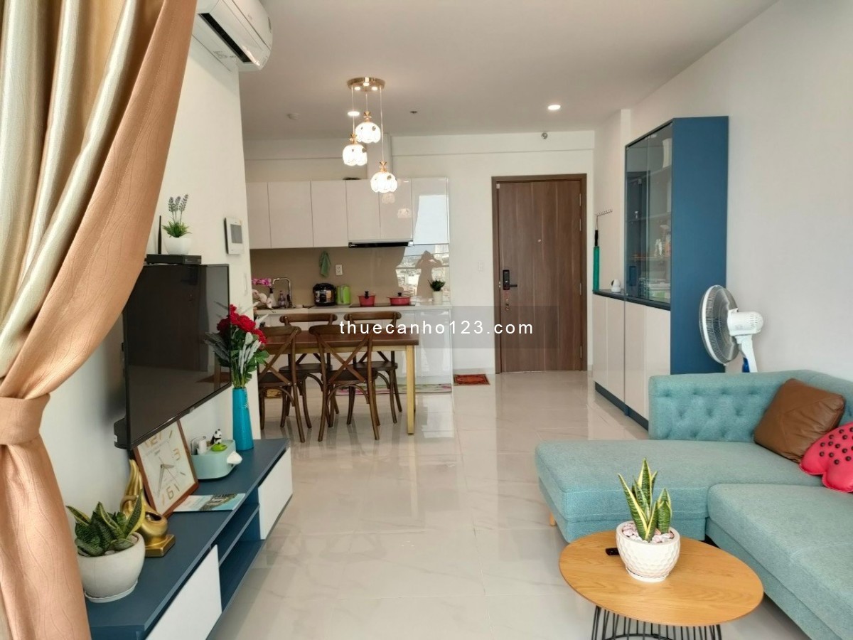 D'lusso căn hộ cho thuê 2 view mát, đủ nội thất, nhận nhà vào ở ngay giá chỉ 17 triệu/tháng.