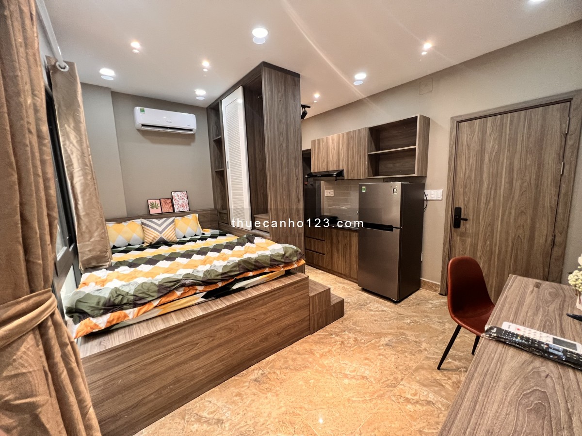 Studio cao cấp full nt có sân trước cực gần sân bay