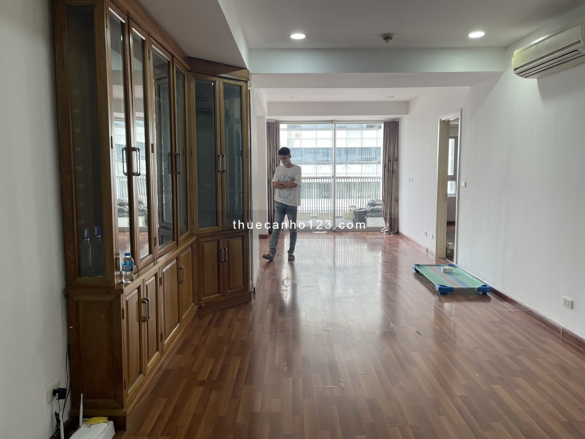 Cho thuê căn hộ chung cư Mipec Tây Sơn, Đống Đa, 125m2, 2PN cơ bản 14 triệu